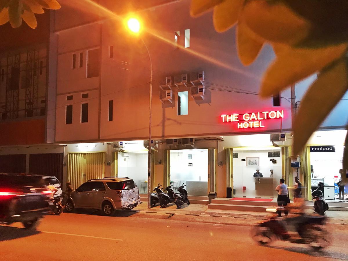 The Galton Hotel Baubau Exterior photo